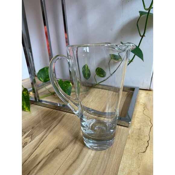 Clear Glass Pitcher with Handle and Pour Spout - Picture 1 of 6